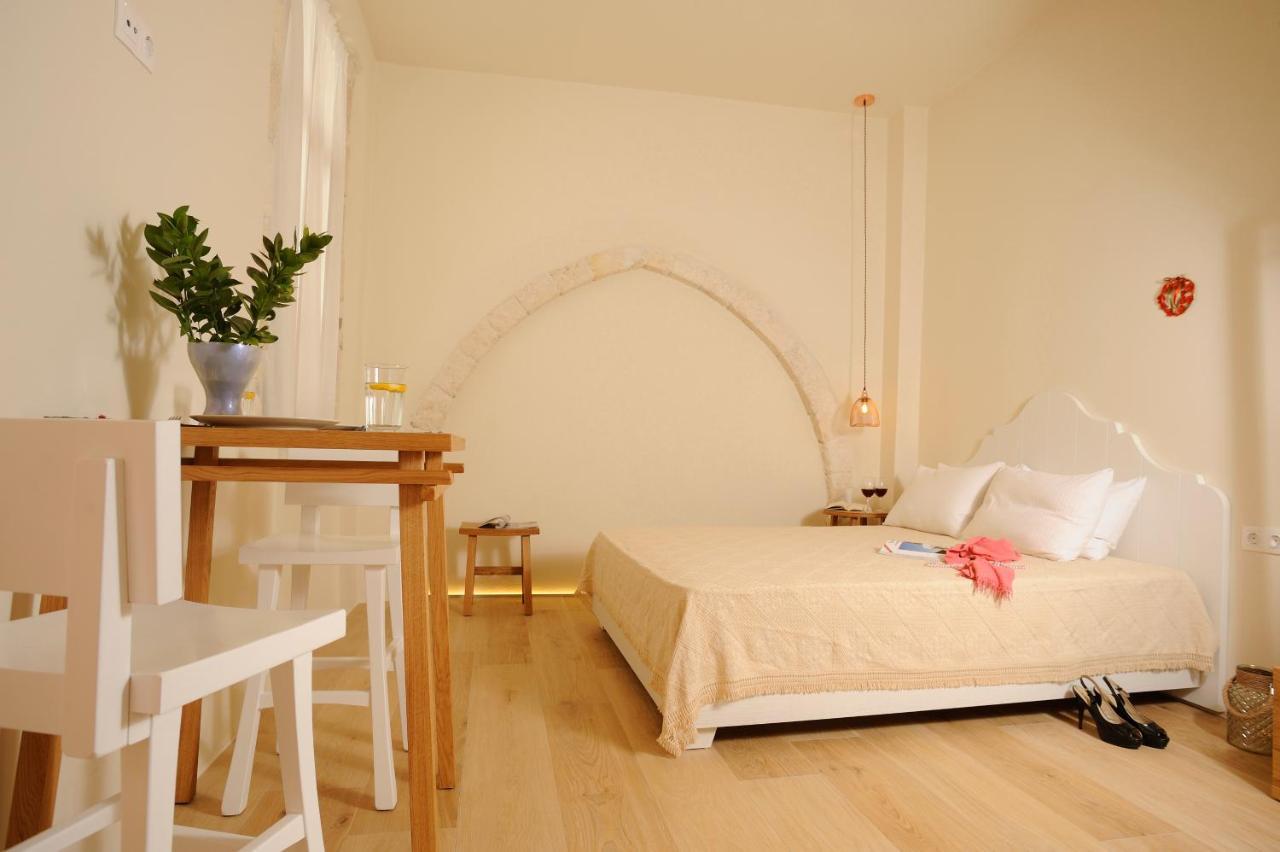 Veranda Rossa Suites Rethymno  Exterior photo